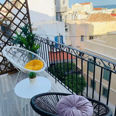 Caesar Deluxe In Ermupoli