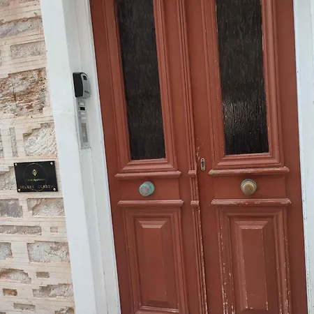 Caesar Deluxe In Ermupoli