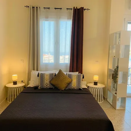 Caesar Deluxe In * Ερμούπολη