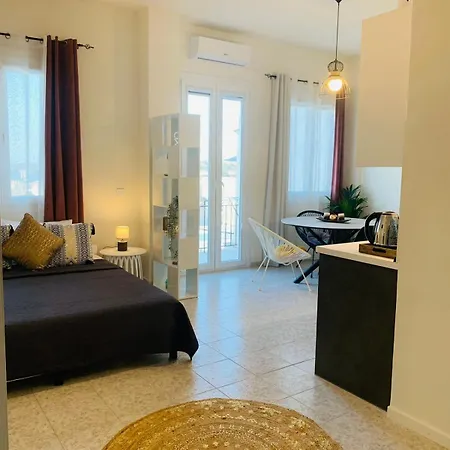 Apartamento Caesar Deluxe In Hermópolis